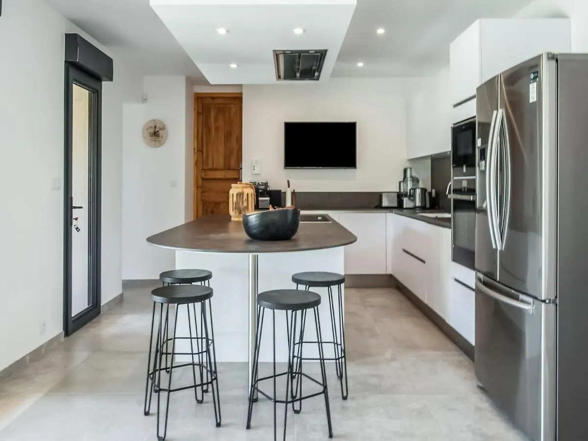 Beautiful Villa With Private Pool Vaison-la-Romaine