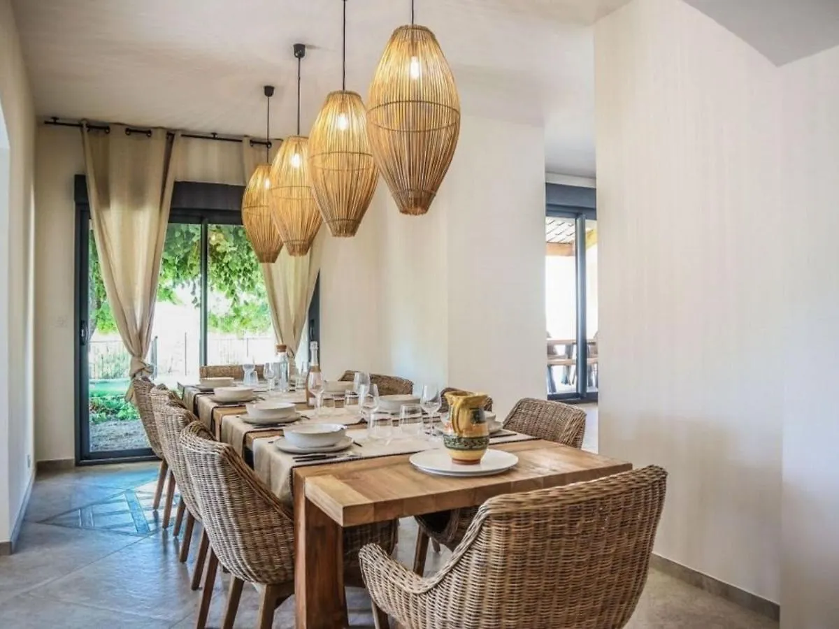 Beautiful Villa With Private Pool Vaison-la-Romaine